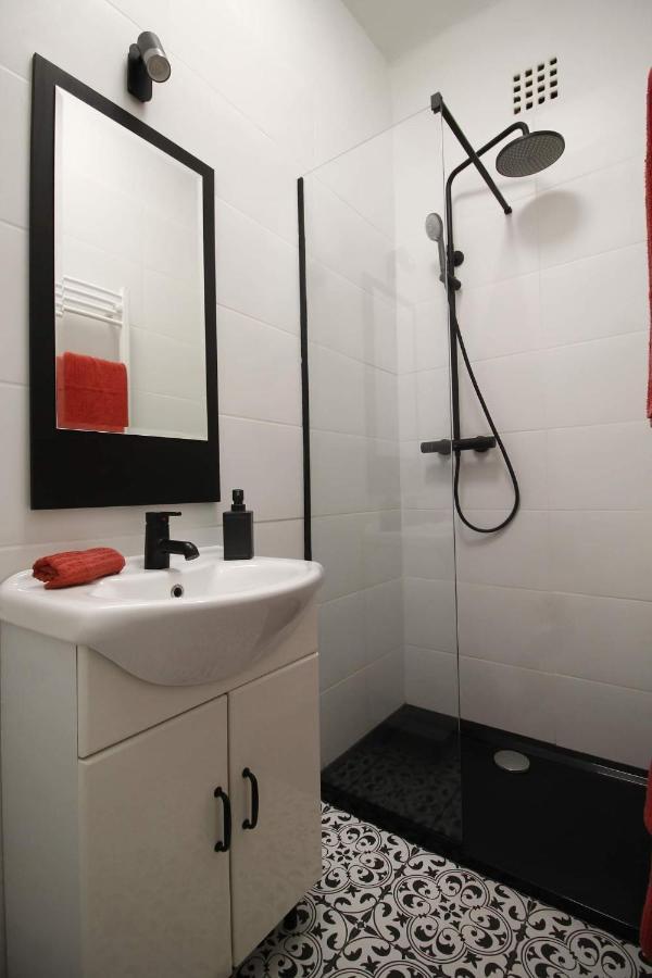 Viktoria Studioapartman Gyor Luaran gambar