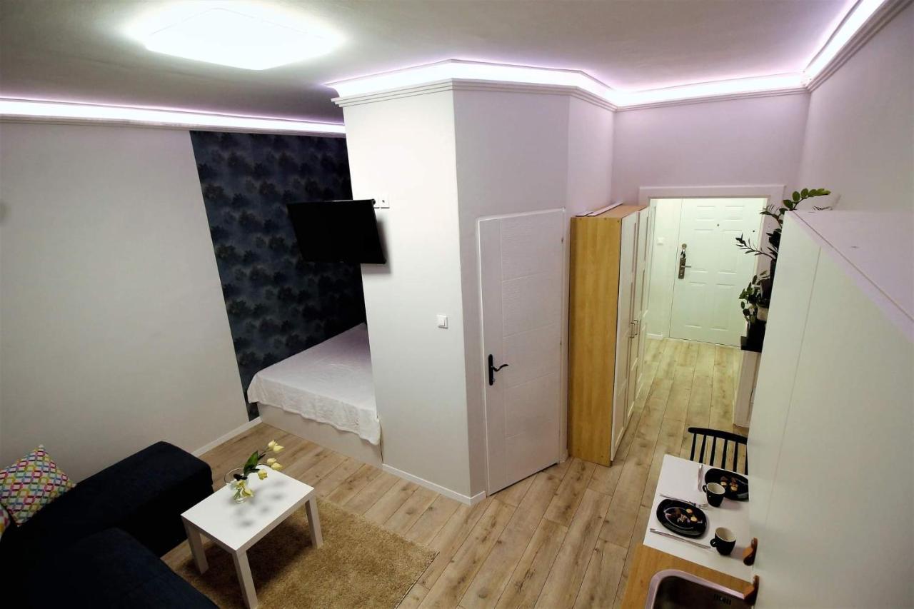Viktoria Studioapartman Gyor Luaran gambar